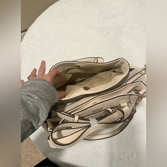 BRAND NEW Rosetti Uptown Satchel Bag - Picture 4 of 9